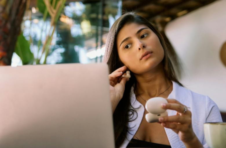 Werken als digital nomad in het buitenland heeft fiscale en sociale gvolgen